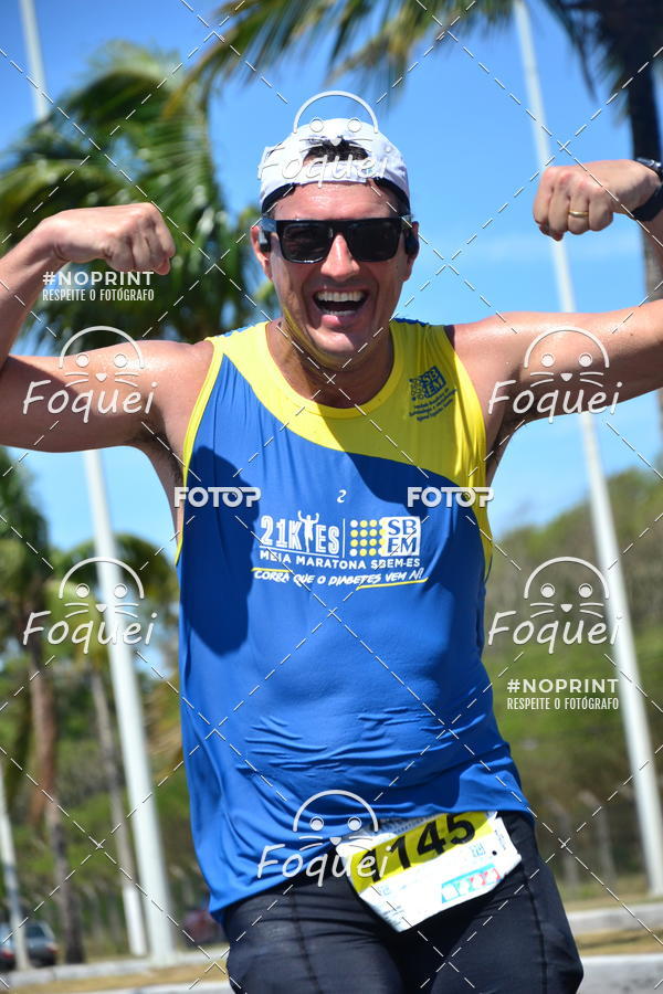 Buy your photos of the event21KES - MEIA MARATONA DO ESPRITO SANTO on Fotop