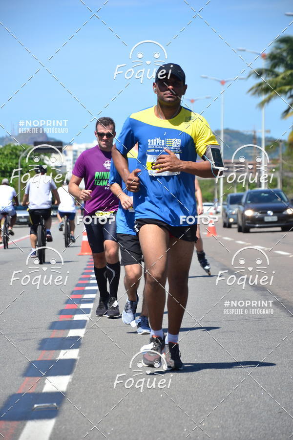 Buy your photos of the event21KES - MEIA MARATONA DO ESPRITO SANTO on Fotop