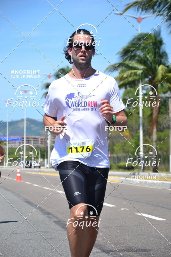 Buy your photos of the event21KES - MEIA MARATONA DO ESPRITO SANTO on Fotop
