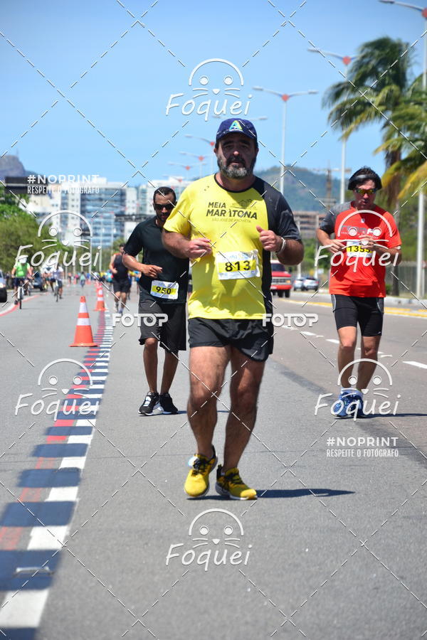 Buy your photos of the event21KES - MEIA MARATONA DO ESPRITO SANTO on Fotop