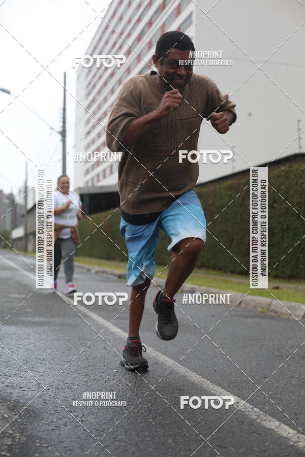 Compra tus fotos del eventoCIRCUITO SESC DE CORRIDAS 2019 - Etapa Curitiba En Fotop