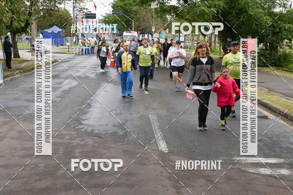 Buy your photos of the eventCIRCUITO SESC DE CORRIDAS 2019 - Etapa Curitiba on Fotop