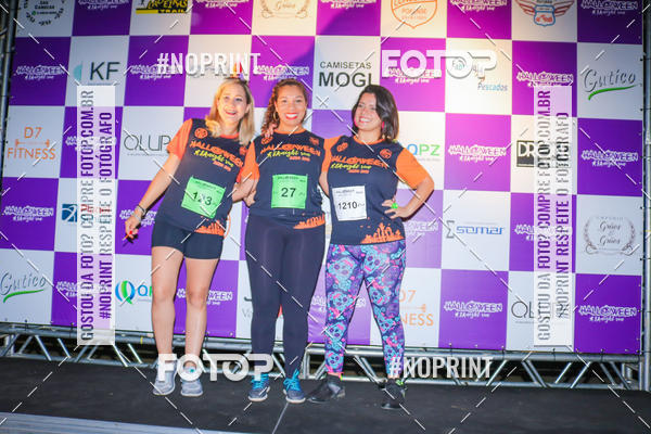 Buy your photos of the eventHALLOWEEN NIGHT RUN 2019  on Fotop