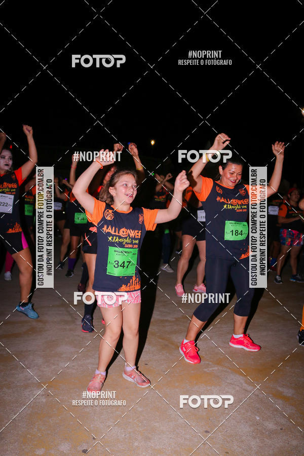 Buy your photos of the eventHALLOWEEN NIGHT RUN 2019  on Fotop