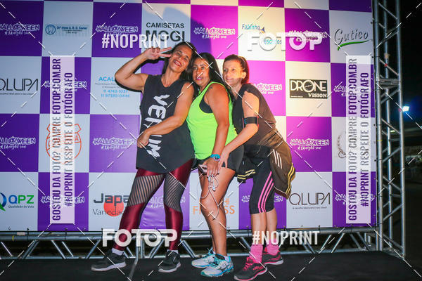 Buy your photos of the eventHALLOWEEN NIGHT RUN 2019  on Fotop