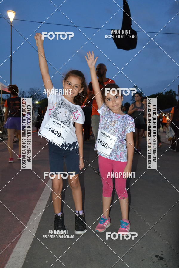 Buy your photos of the eventHALLOWEEN NIGHT RUN 2019  on Fotop
