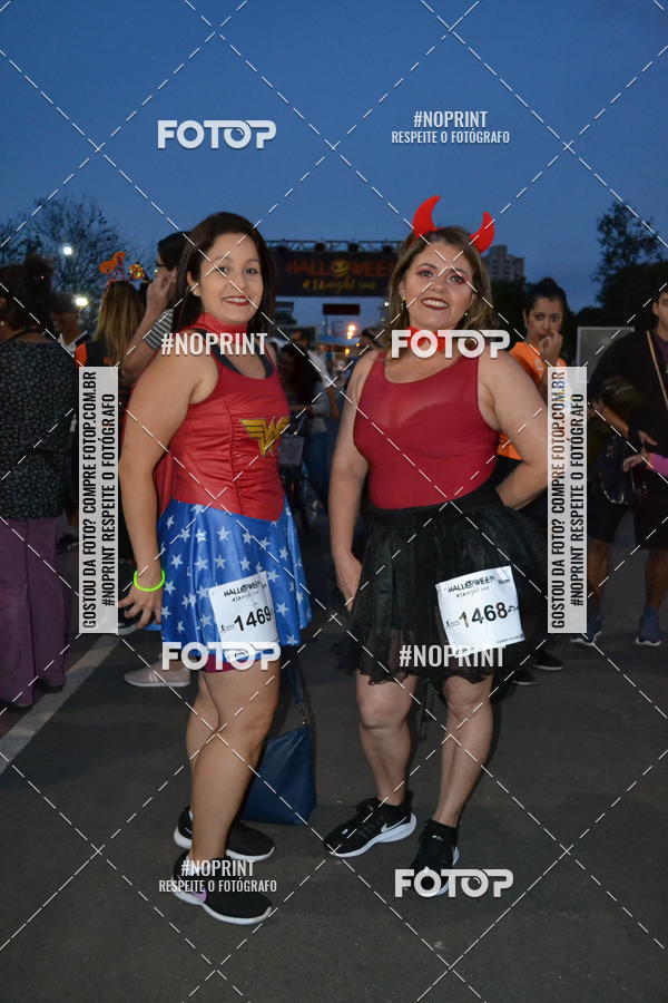Buy your photos of the eventHALLOWEEN NIGHT RUN 2019  on Fotop