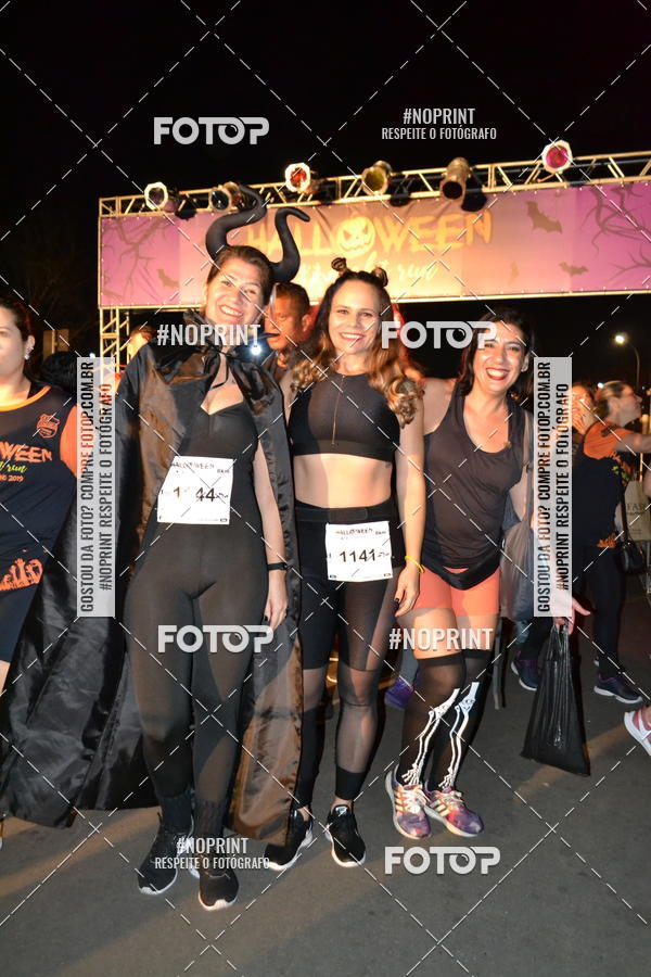 Buy your photos of the eventHALLOWEEN NIGHT RUN 2019  on Fotop
