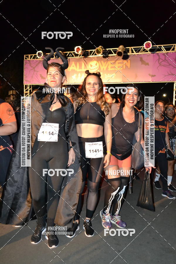 Buy your photos of the eventHALLOWEEN NIGHT RUN 2019  on Fotop
