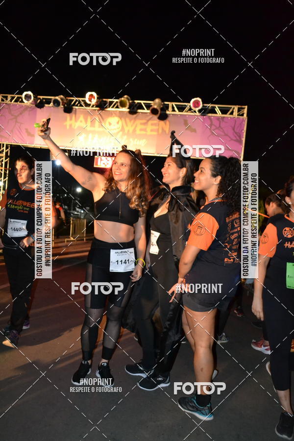 Buy your photos of the eventHALLOWEEN NIGHT RUN 2019  on Fotop