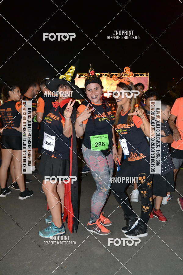 Buy your photos of the eventHALLOWEEN NIGHT RUN 2019  on Fotop