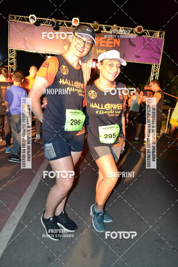 Buy your photos of the eventHALLOWEEN NIGHT RUN 2019  on Fotop
