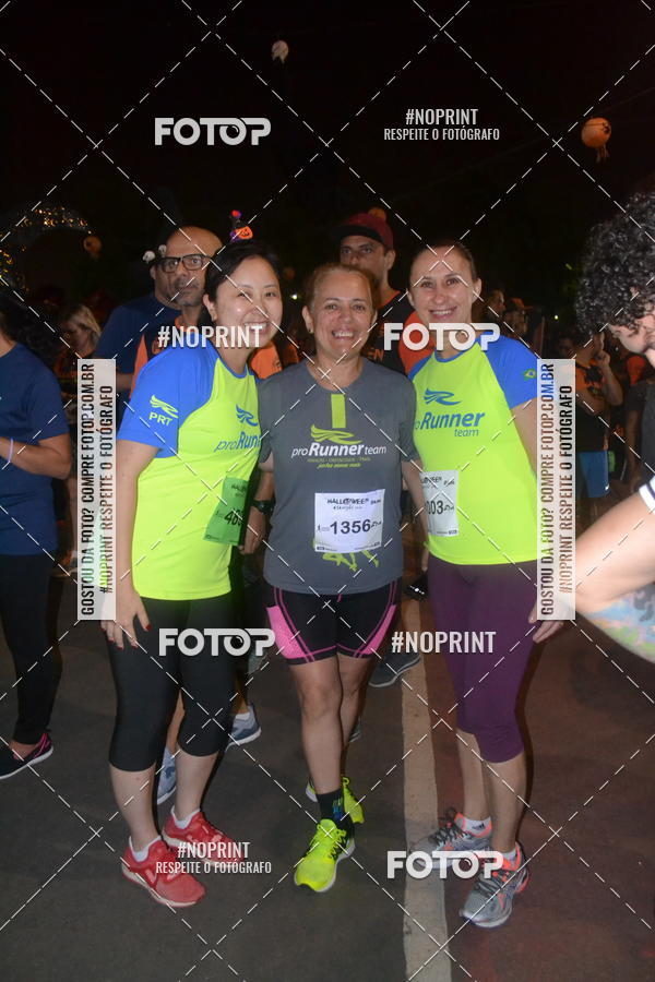 Buy your photos of the eventHALLOWEEN NIGHT RUN 2019  on Fotop