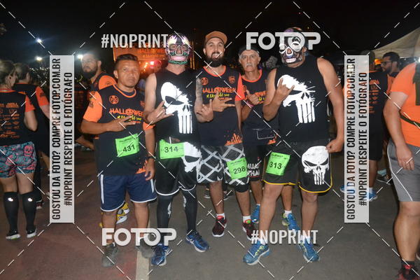 Buy your photos of the eventHALLOWEEN NIGHT RUN 2019  on Fotop