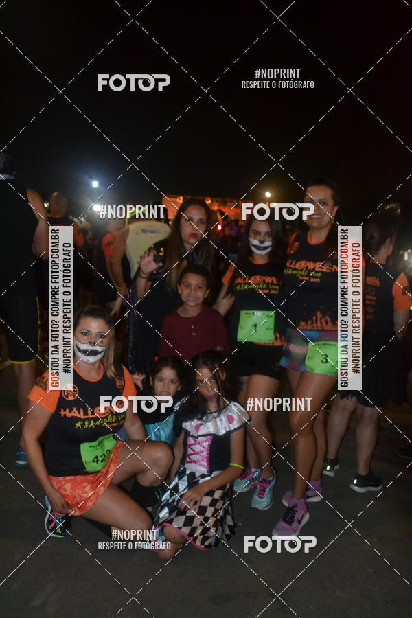 Buy your photos of the eventHALLOWEEN NIGHT RUN 2019  on Fotop