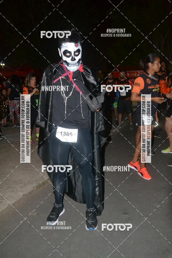 Buy your photos of the eventHALLOWEEN NIGHT RUN 2019  on Fotop