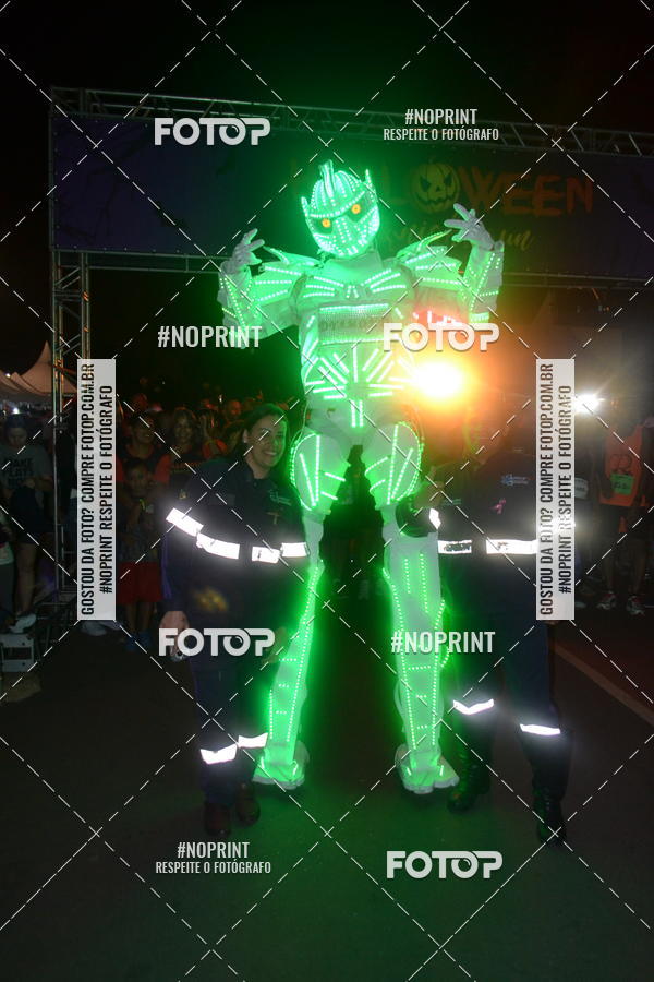 Buy your photos of the eventHALLOWEEN NIGHT RUN 2019  on Fotop