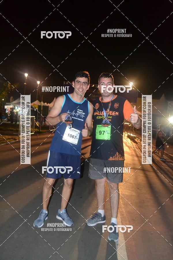 Buy your photos of the eventHALLOWEEN NIGHT RUN 2019  on Fotop
