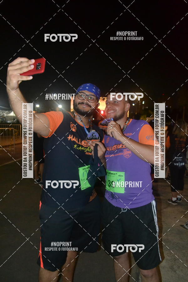 Buy your photos of the eventHALLOWEEN NIGHT RUN 2019  on Fotop