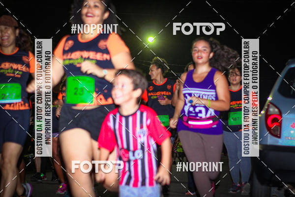 Buy your photos of the eventHALLOWEEN NIGHT RUN 2019  on Fotop
