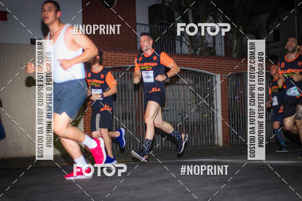 Buy your photos of the eventHALLOWEEN NIGHT RUN 2019  on Fotop