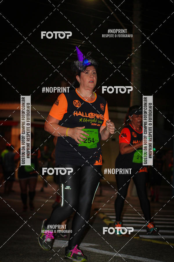Buy your photos of the eventHALLOWEEN NIGHT RUN 2019  on Fotop