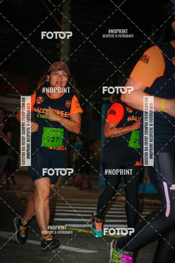 Buy your photos of the eventHALLOWEEN NIGHT RUN 2019  on Fotop