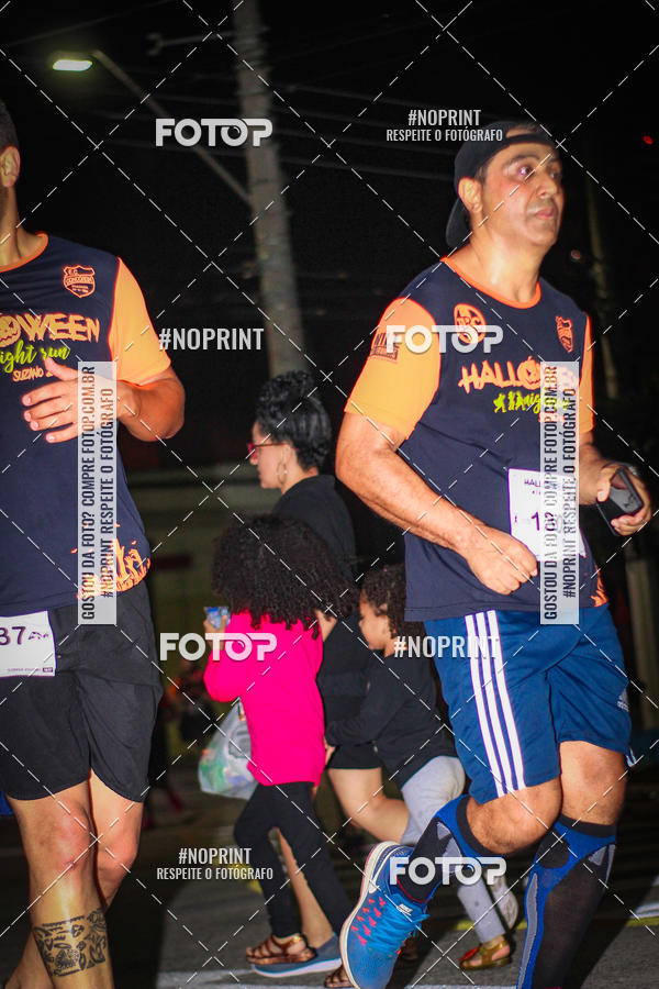Buy your photos of the eventHALLOWEEN NIGHT RUN 2019  on Fotop