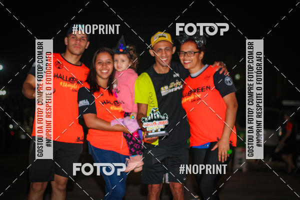 Buy your photos of the eventHALLOWEEN NIGHT RUN 2019  on Fotop