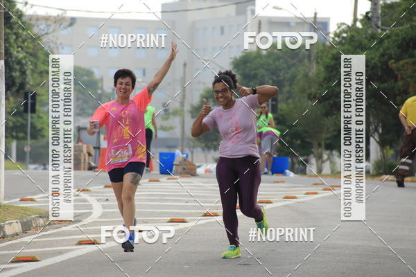 Buy your photos of the event5� Divas Run on Fotop