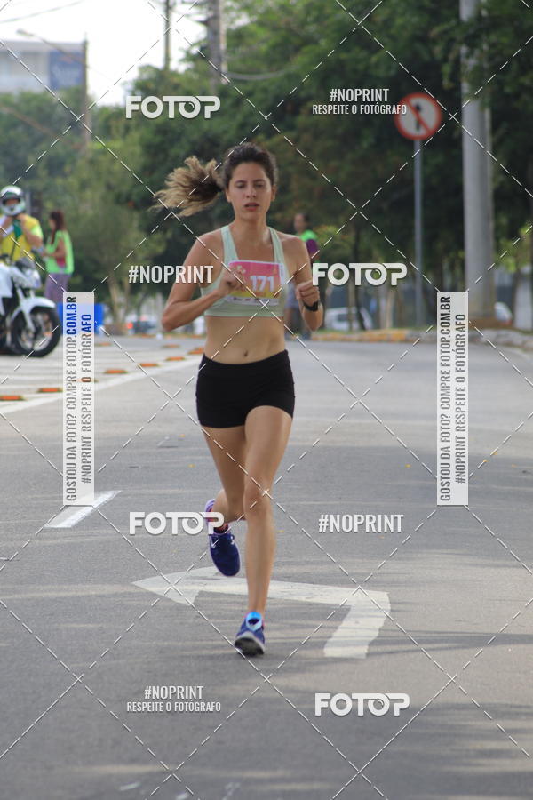 Buy your photos of the event5� Divas Run on Fotop