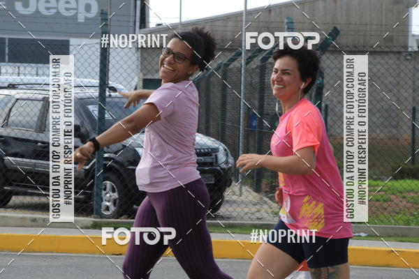 Buy your photos of the event5� Divas Run on Fotop