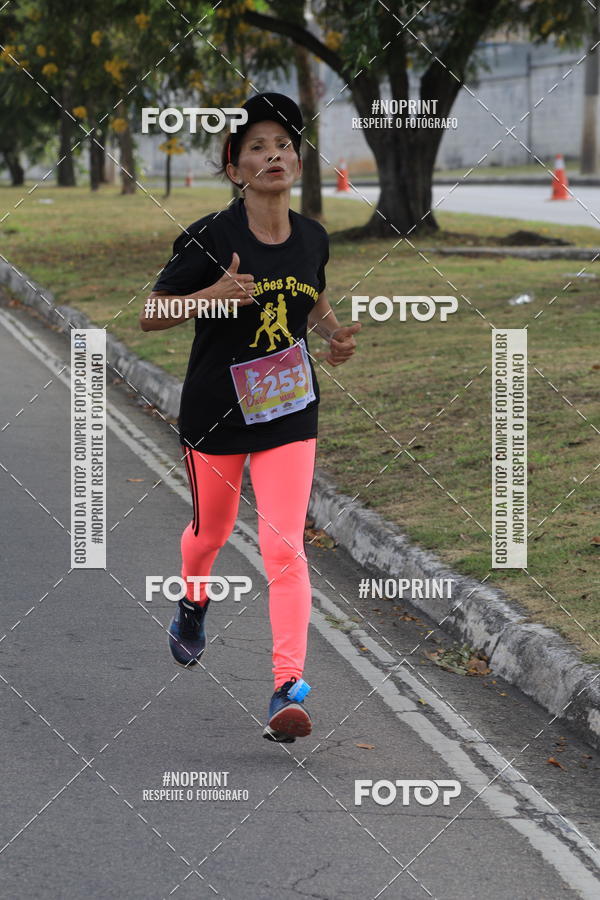 Buy your photos of the event5� Divas Run on Fotop