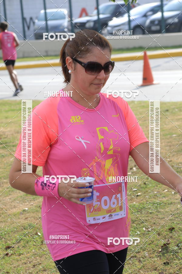 Buy your photos of the event5� Divas Run on Fotop