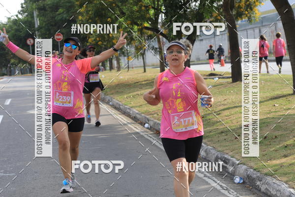 Buy your photos of the event5� Divas Run on Fotop