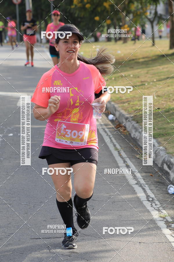 Buy your photos of the event5� Divas Run on Fotop