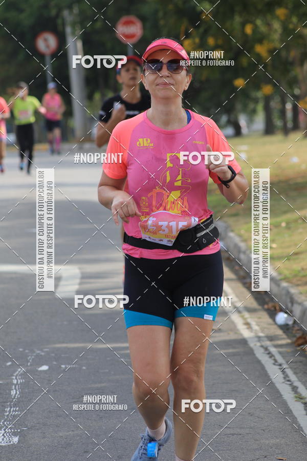 Buy your photos of the event5� Divas Run on Fotop