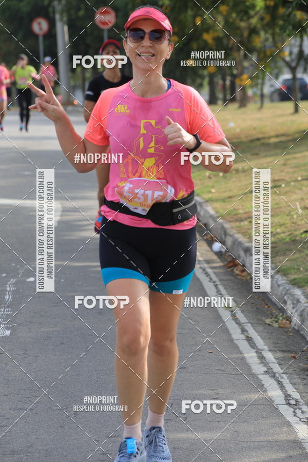 Buy your photos of the event5� Divas Run on Fotop
