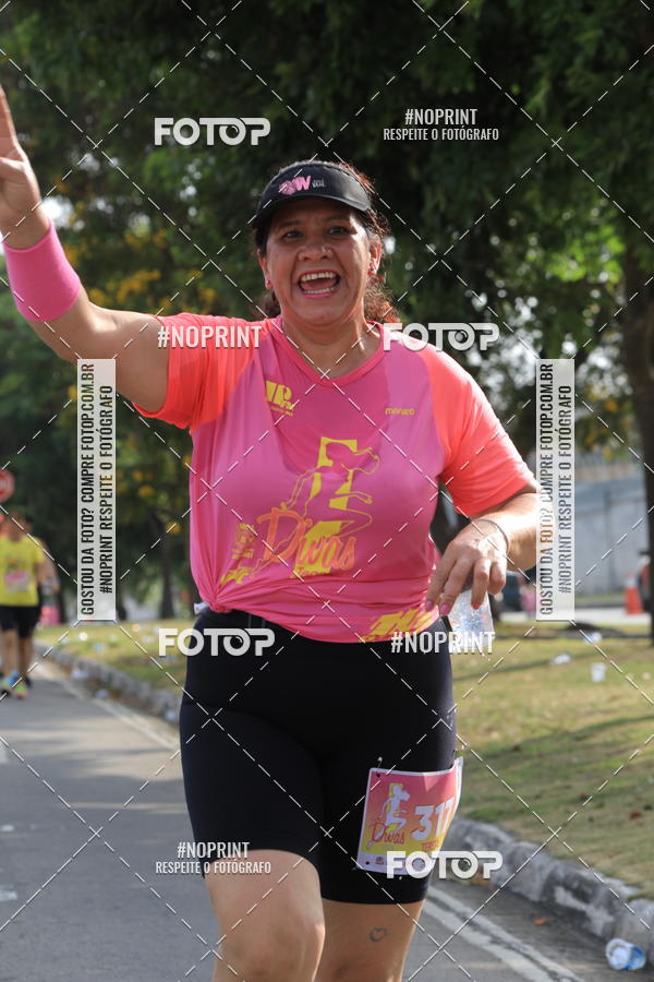 Buy your photos of the event5� Divas Run on Fotop
