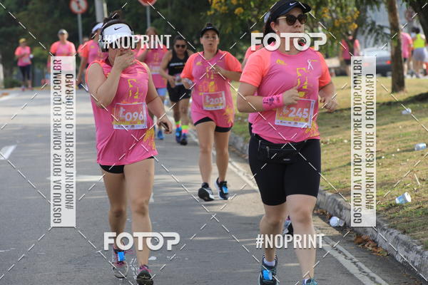 Buy your photos of the event5� Divas Run on Fotop