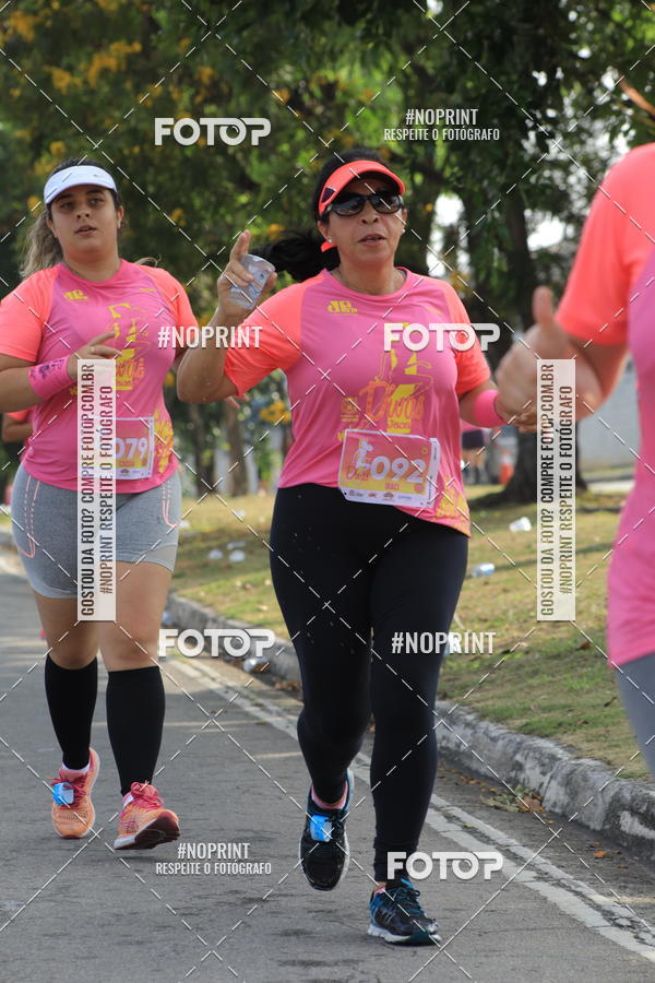Buy your photos of the event5� Divas Run on Fotop