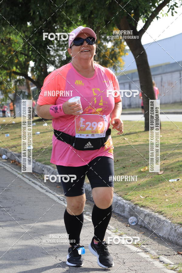 Buy your photos of the event5� Divas Run on Fotop