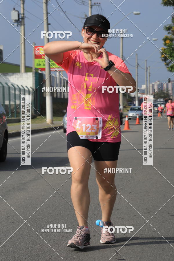 Buy your photos of the event5� Divas Run on Fotop