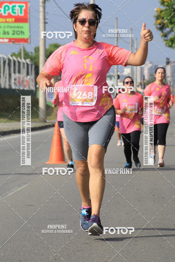 Buy your photos of the event5� Divas Run on Fotop