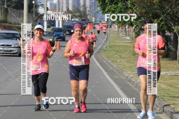 Buy your photos of the event5� Divas Run on Fotop