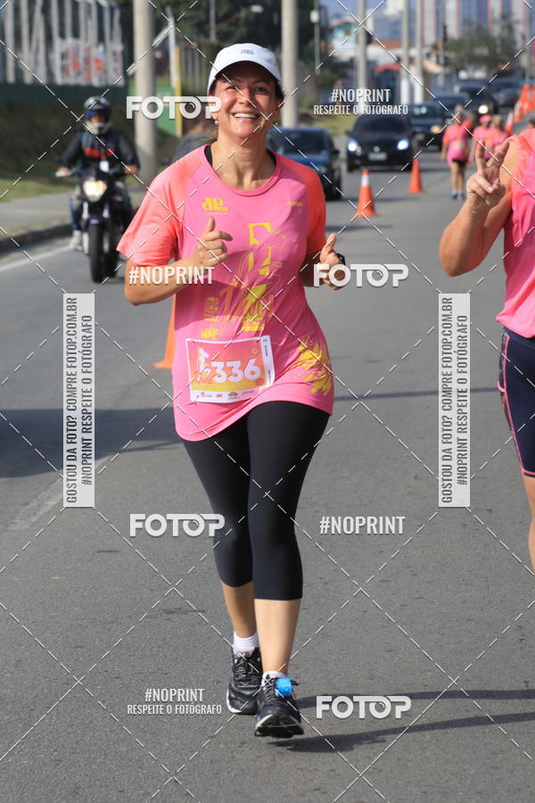 Buy your photos of the event5� Divas Run on Fotop