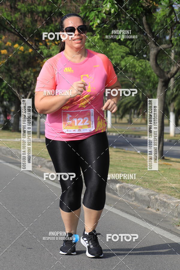 Buy your photos of the event5� Divas Run on Fotop