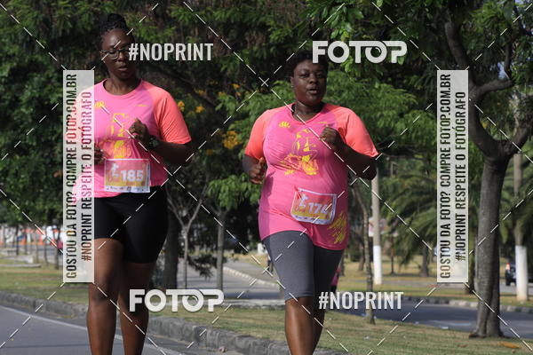 Buy your photos of the event5� Divas Run on Fotop