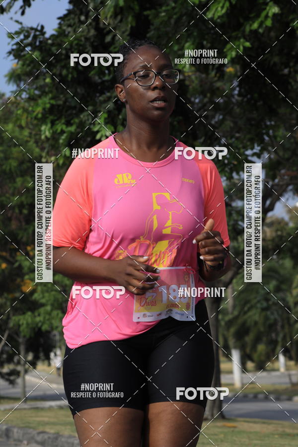 Buy your photos of the event5� Divas Run on Fotop