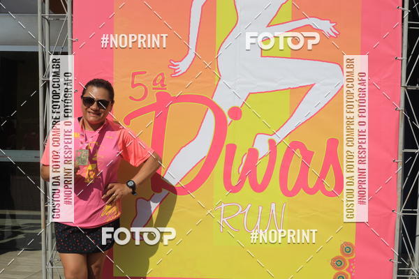 Buy your photos of the event5� Divas Run on Fotop